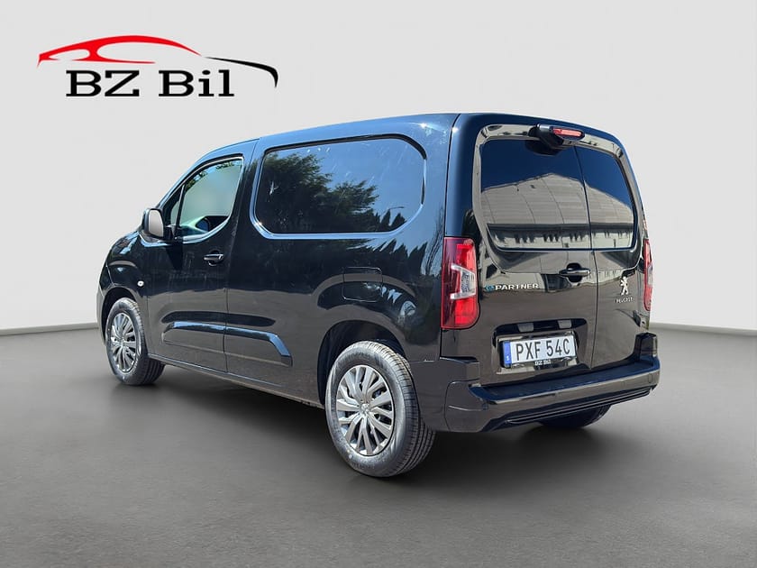 Bild 3 av Peugeot e-Partner L1 50kwh B-Kamera MOMS Carplay