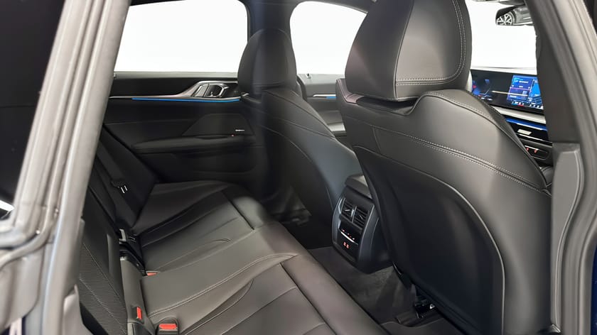 Bild 5 av BMW i4 M60 xDrive Gran Coupé Fully Charged H/K 360° Drag