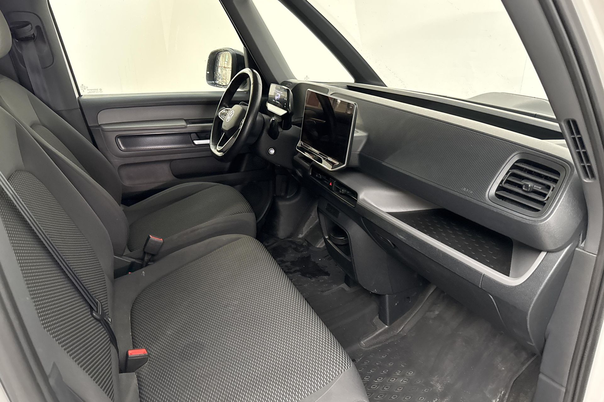 Volkswagen ID. Buzz Cargo 84 kWh 2025, bild 7/10