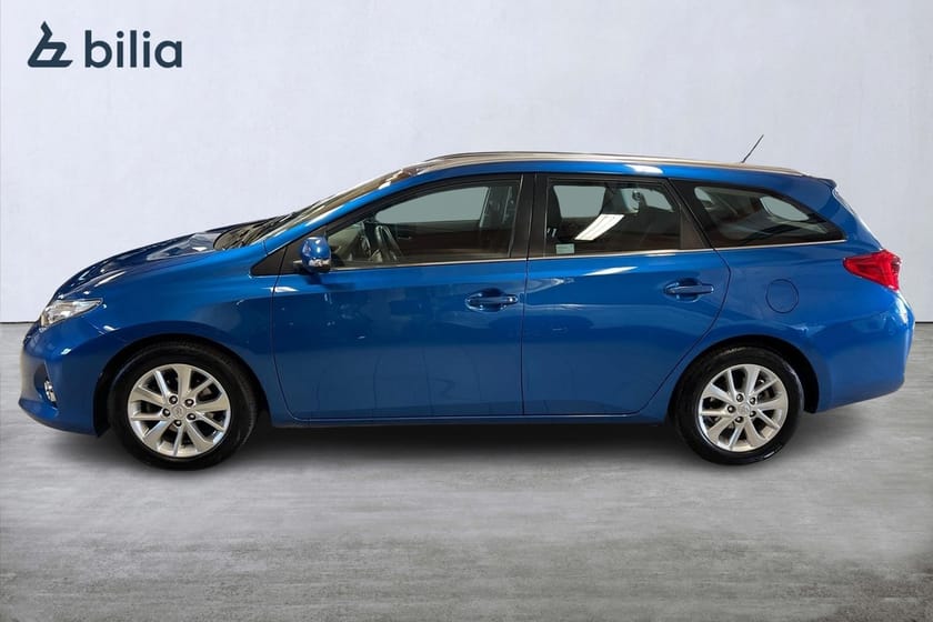 Bild 3 av Toyota Auris Touring Sports 1.6 MAN ACTIVE MOTORVÄRMARE VINTERHJUL