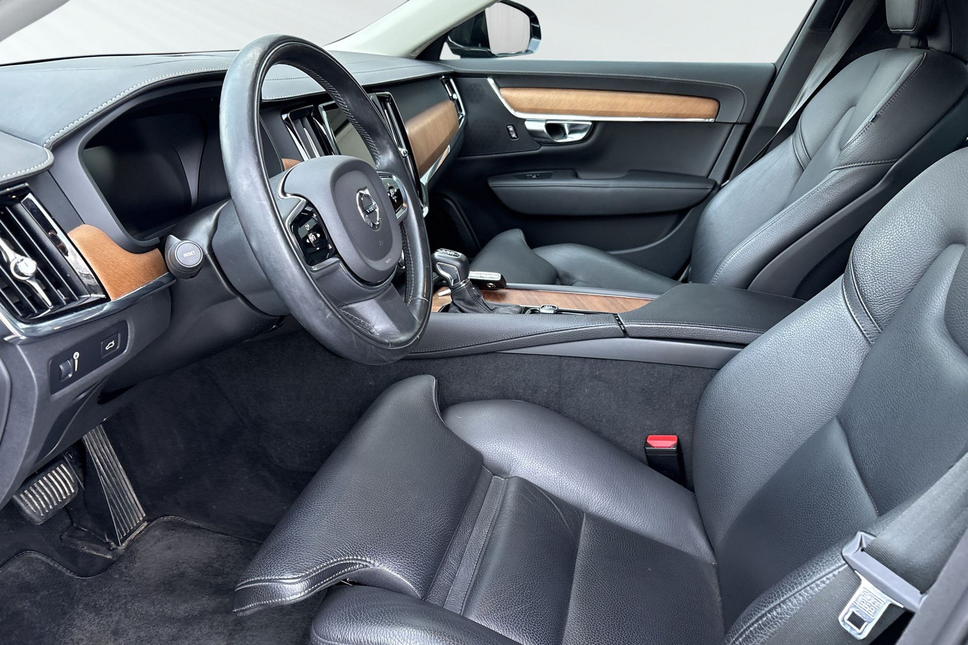 Volvo S90 2020, kuva 7/10