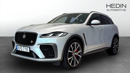 Jaguar F-Pace SVR V8 550HK AWD | Dragkrok | Panorama | 360° | Meridian