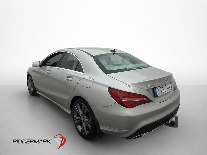 Bild 5 av Mercedes-Benz CLA 220 d 4MATIC Kamera Drag Nyservad Nybes