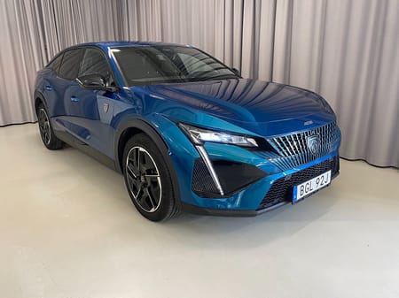 Peugeot 408 Plug-In Hybrid 225 GT 225hk Automat. Massage, Rattvärme