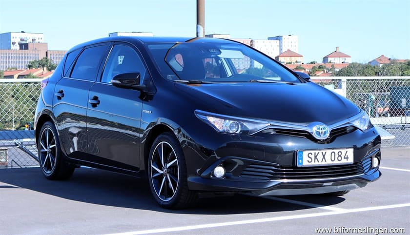 Bild 2 av Toyota Auris Hybrid Intense Edition 136hk S/V-hjul Kamera