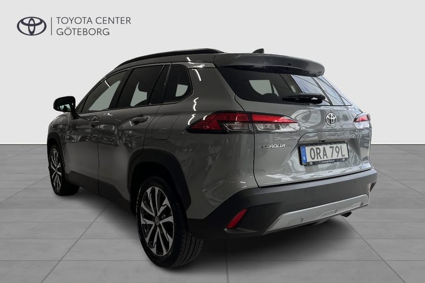 Bild 3 av Toyota Corolla Cross Hybrid AWD-i 2,0 STYLE PLUS PAKET//VINTERHJUL INGÅR