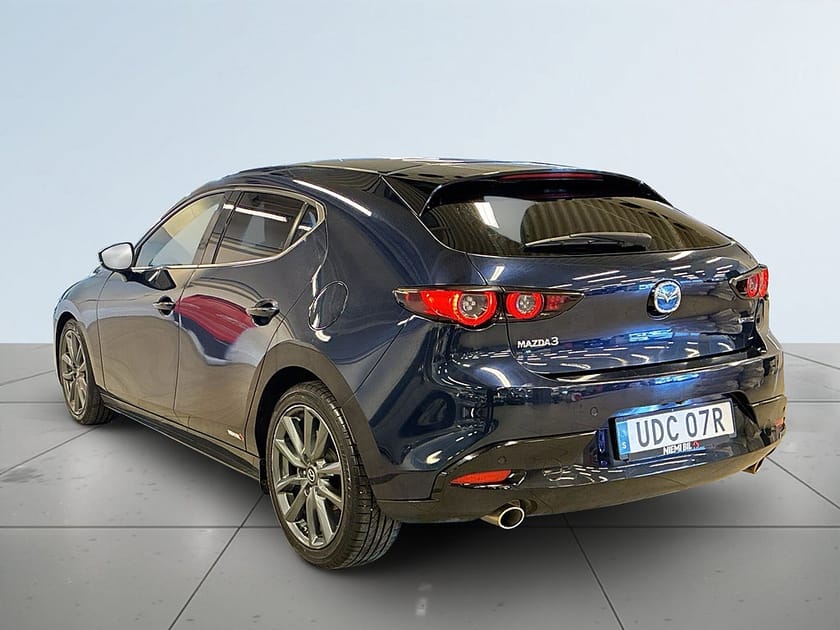 Bild 5 av Mazda 3 Hatchback 2.0/SoV-Däck/B-Kamera/MoK/Psens/HuD/Ad.Fart