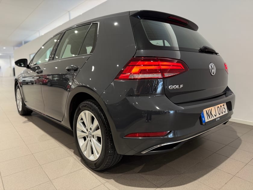 Bild 4 av Volkswagen Golf – Base / Farthållare / Manuell växellåda /