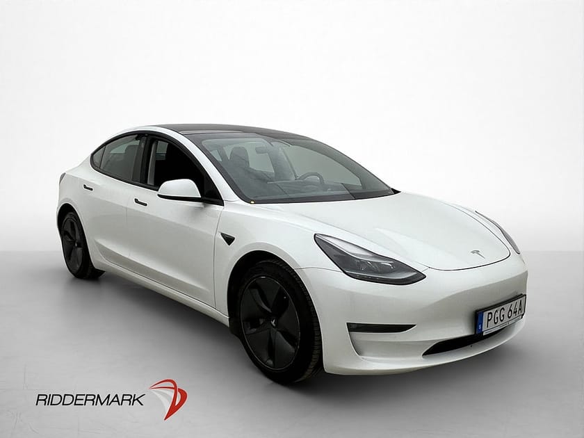 Bild 3 av Tesla Model 3 Long Range AWD Uppgraderad-Autopilot SV.SÅLD