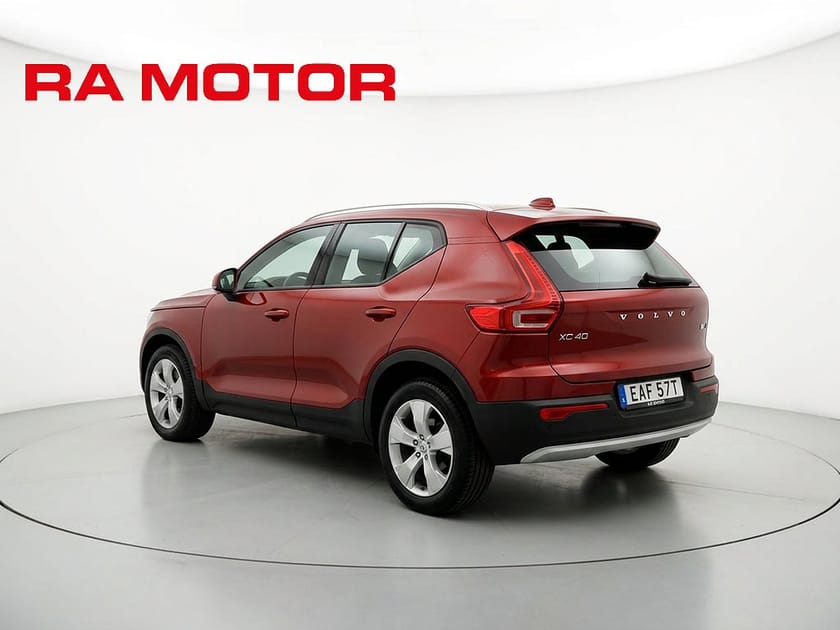 Bild 4 av Volvo XC40 T3 Momentum | Värmare | VOC | PDC | Drag | En Ägare