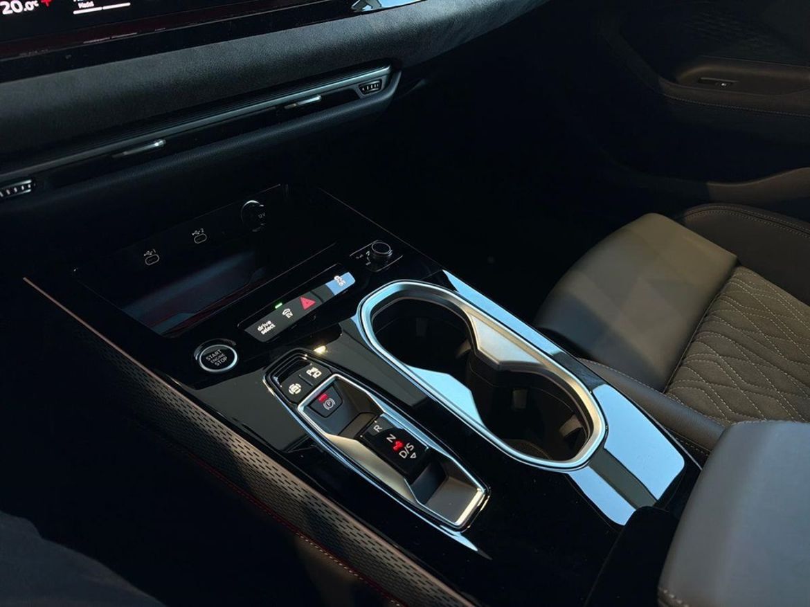 Audi Audi A6 Avant e-hybrid quattro — bild 12