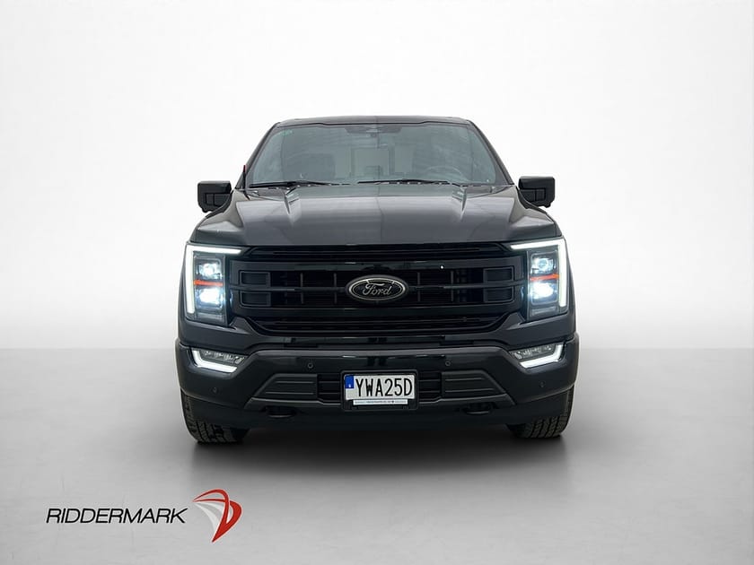 Bild 5 av Ford F-150 SuperCrew Lariat Black Edt Cockpit Drag Pano Diff B&O Moms
