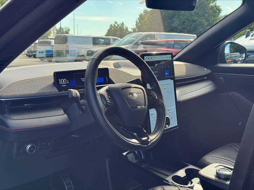 Bilde 4 av Ford Mustang Mach-E Long Range AWD LR Teknopakke+ | Panoramatak | 360kam | B&O