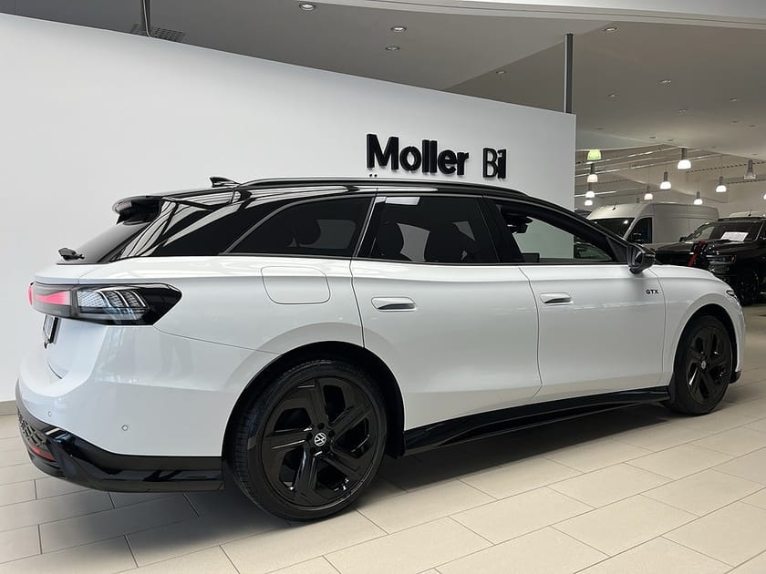 Bild 2 av Volkswagen ID.7 GTX Tourer