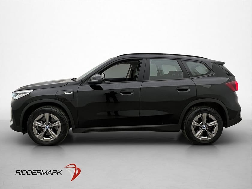 Bild 2 av BMW X1 xDrive25e 245hk Widescreen H/K Kamera CarPlay MOMS