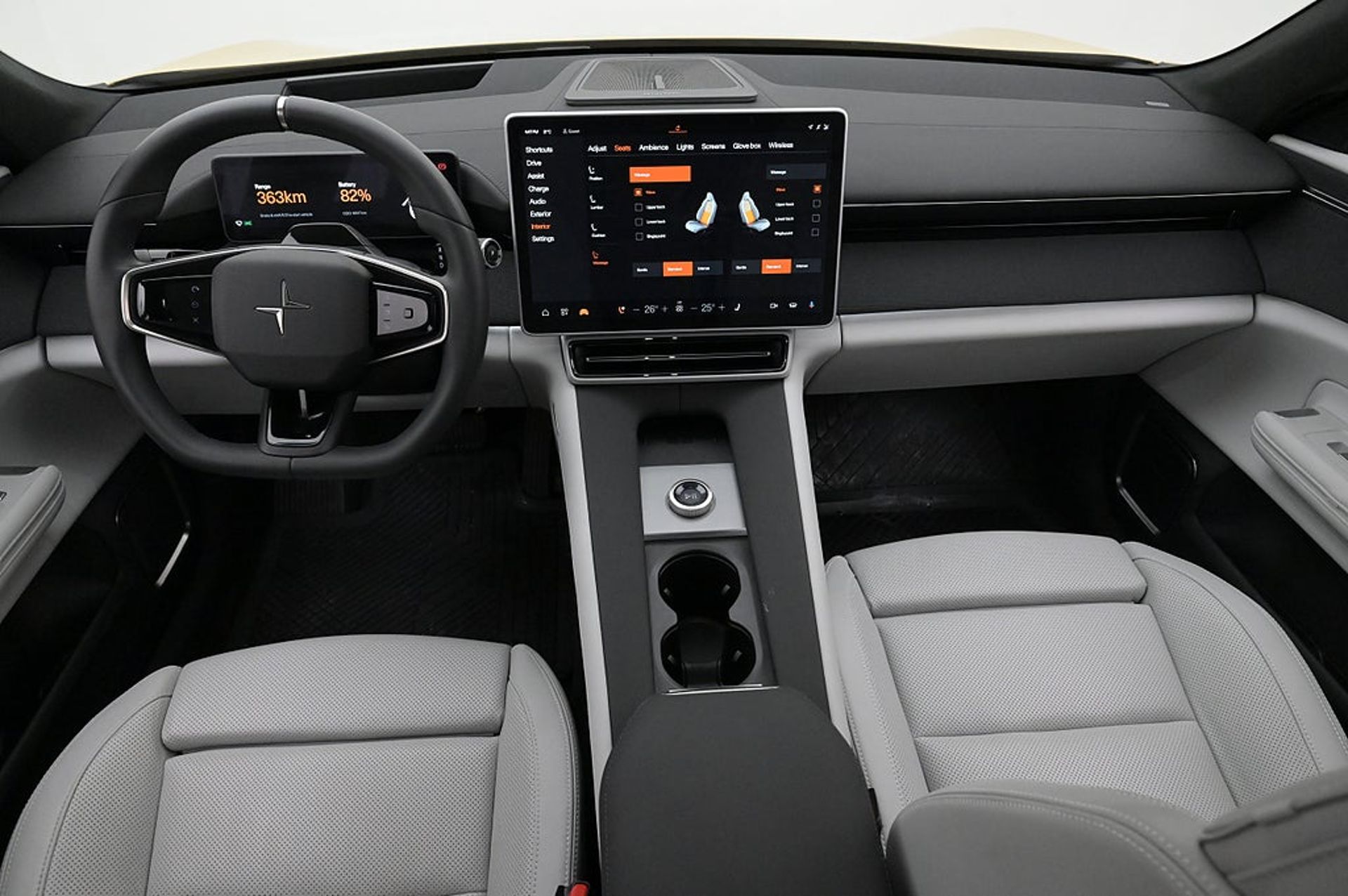 Polestar 4 2025, photo 6/10