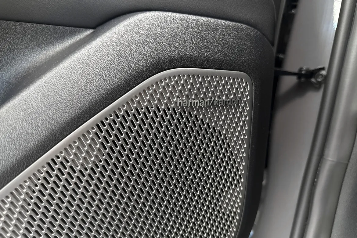 picture of a car