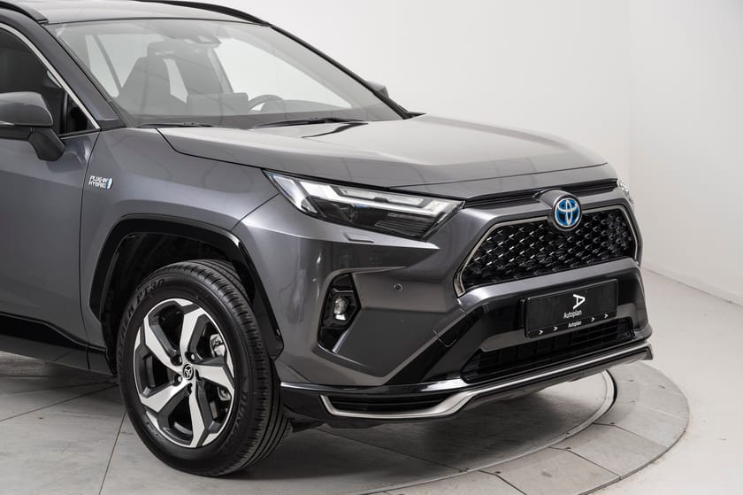 Bilde 3 av Toyota RAV4 Plug-in Hybrid ACC Krok Kamera Rattvarme