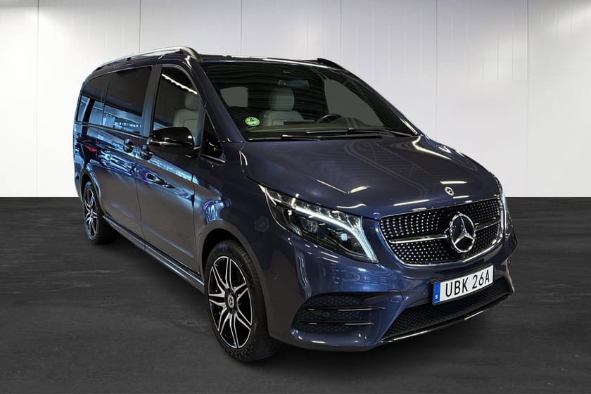 Bild 2 av Mercedes-Benz V 300d 4MATIC 3.2t 4M 9G-Tronic | AMG | 360 | Burmester | Nightpaket | 7-Sitsig