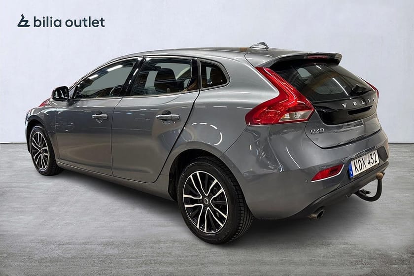 Bild 2 av Volvo V40 D3 Momentum/VOC/NYSERVAD INKL KAMREM/