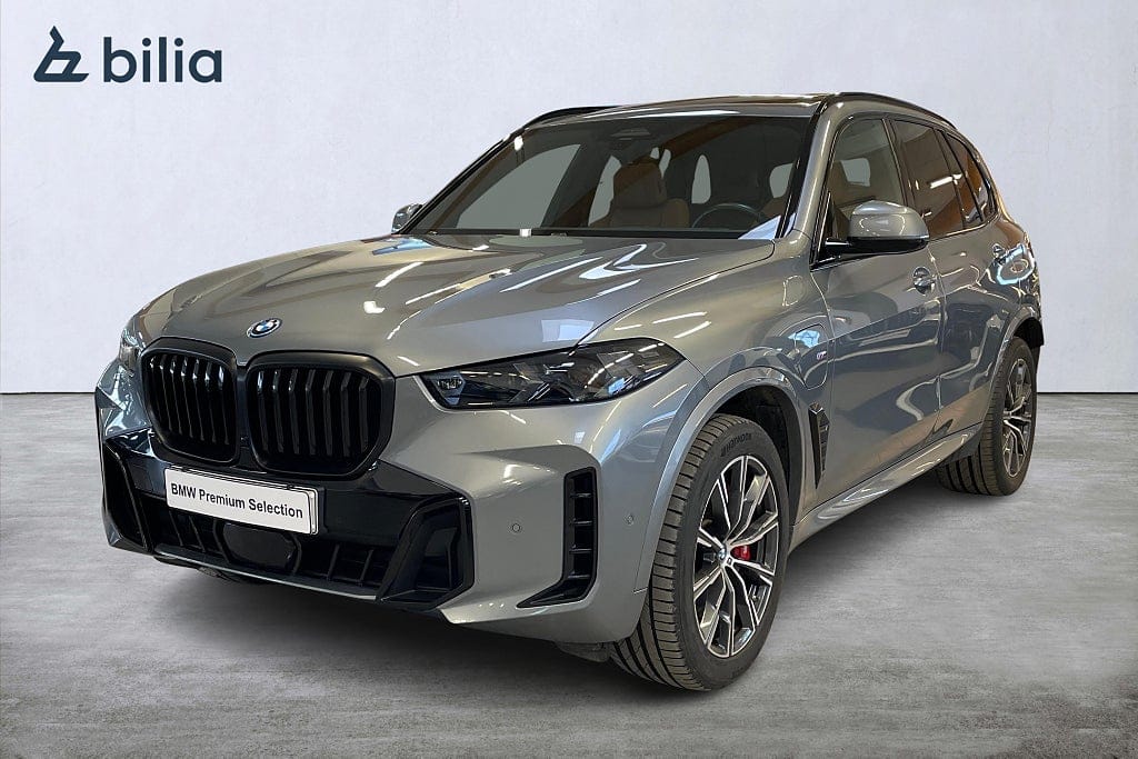 BMW X5 490 л.с.
