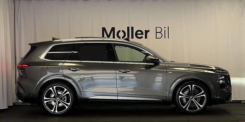 Bild 4 av Audi Q7 TDI QUATTRO 299 HK S-line //7-sits//HUD//B&O