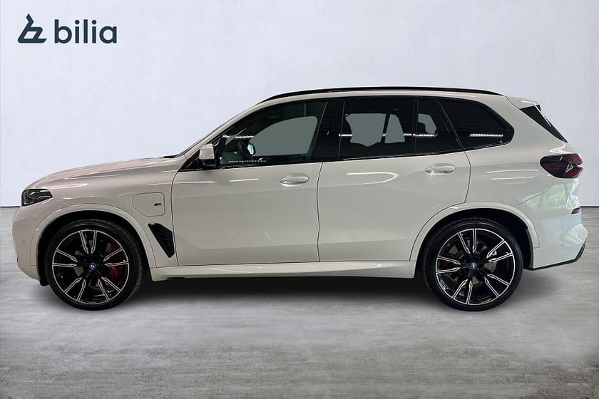 Bild 3 av BMW X5 xDrive50e xDrive 50e M-Sport Pro | Drag | H&K | Panorama | 360