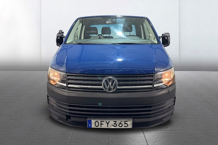 Bild 2 av Volkswagen Transporter Chassi Cab T30 2.0 TDI 3-sits Komfortpkt Fhållare MOMS 150hk