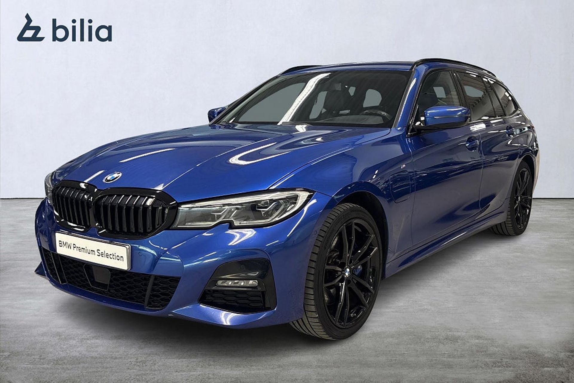 BMW 330e