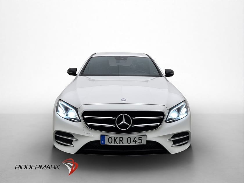 Bild 2 av Mercedes-Benz E 200 4MATIC AMG 360° Ambient Burmester Drag