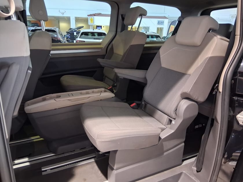 Bild 3 av Volkswagen Multivan eHybrid T7 Life Långt överhäng 1.4 DSG