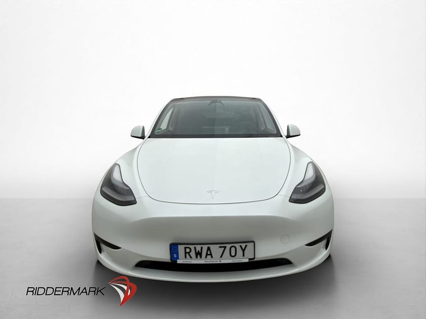Bild 3 av Tesla Model Y Long Range AWD 514hk Pano Skinn AP 1-Brukare