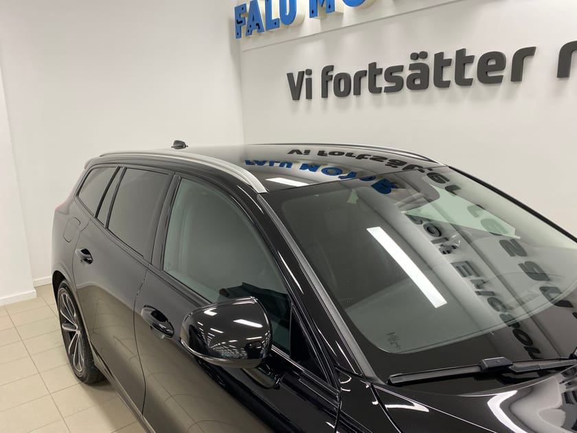 Bild 3 av Volvo V60 D4 AWD Momentum Advanced Edition