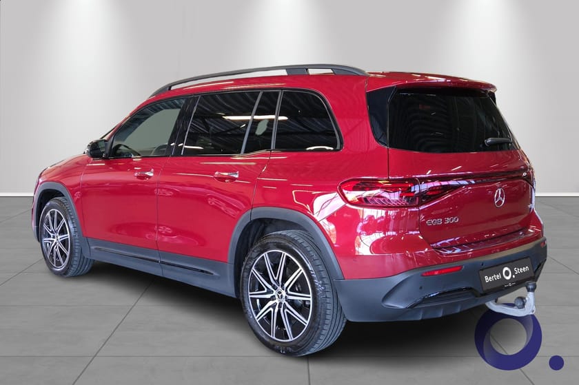 Bilde 3 av Mercedes-Benz EQB 300 4MATIC AMG | Hengerfeste, Memory ++