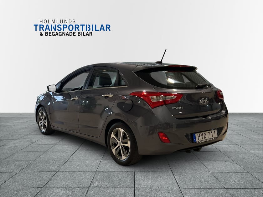 Bild 2 av Hyundai i30 5-dörrar 1.6 CRDi Manuell (136HK) Drag V-Hjul