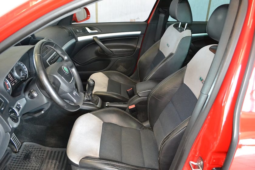 Bild 4 av Škoda Octavia Kombi RS Skoda 2.0 TSI 200hk