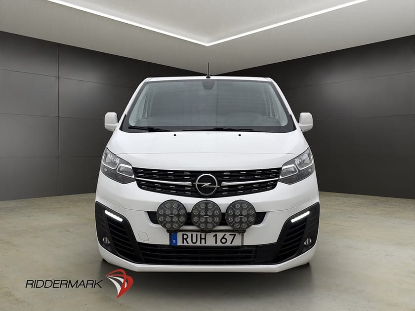 Bild 5 av Opel Vivaro Skåpbil IP L3 Ny-Kamrem Värm Drag B-Kamera CARPLAY Moms