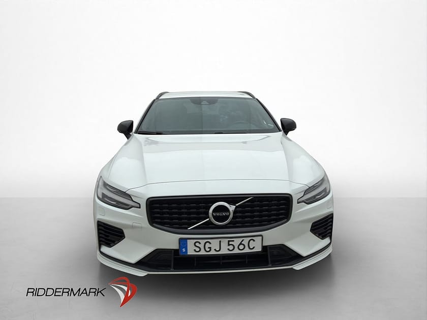 Bild 2 av Volvo V60 T6 AWD R-Design VOC Värmare Kamera CarPlay Drag