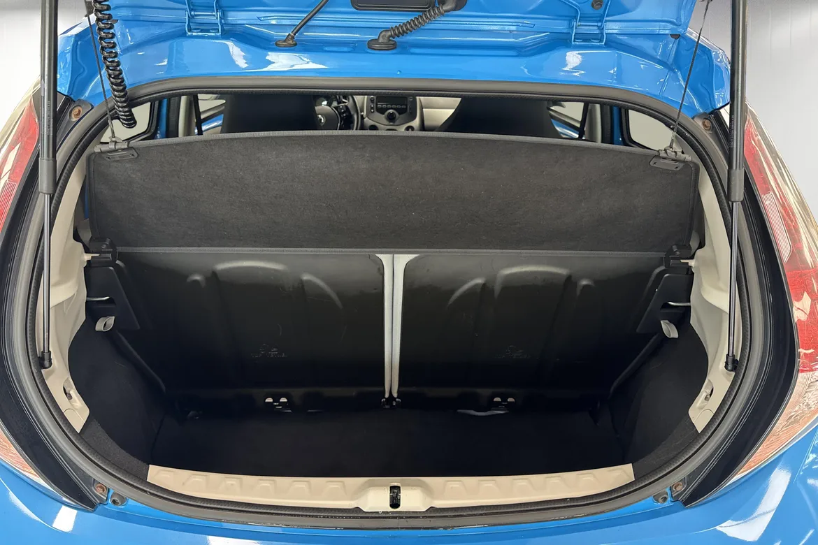 picture of a car