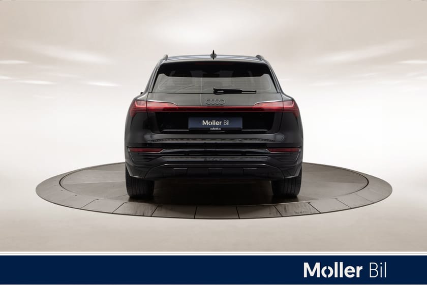 Bilde 4 av Audi Q8 50 e-tron quattro adv plus ycc