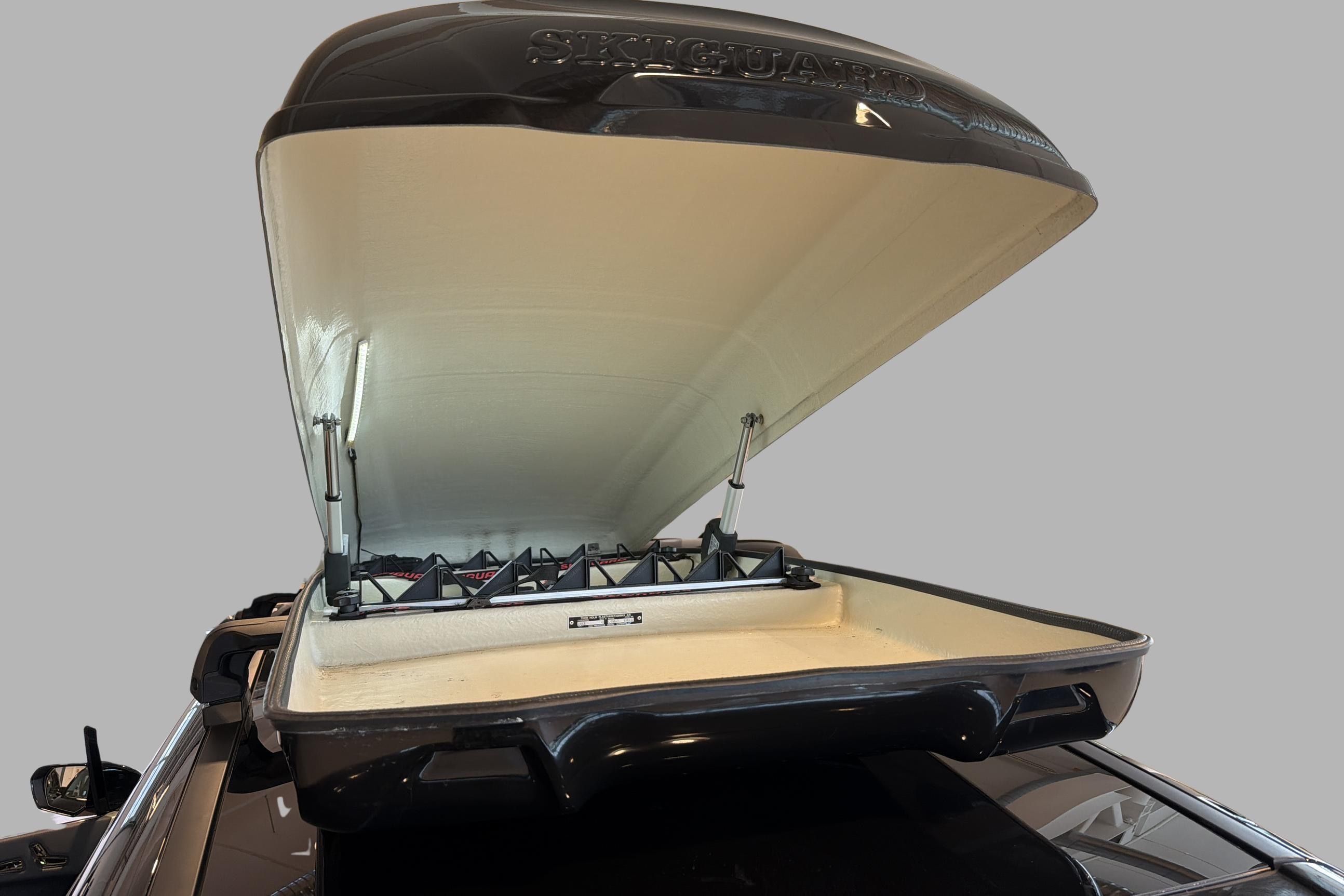 BMW iX xDrive50, 524hk, 2022