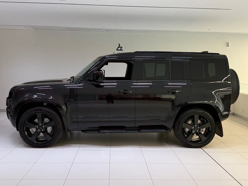 Bild 3 av Land Rover Defender P300e PHEV 110 X-Dynamic SE