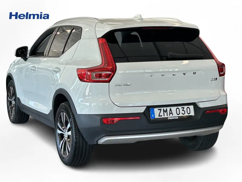 Bild 2 av 15 – Volvo XC40 D3 AWD Momentum Pro Edition