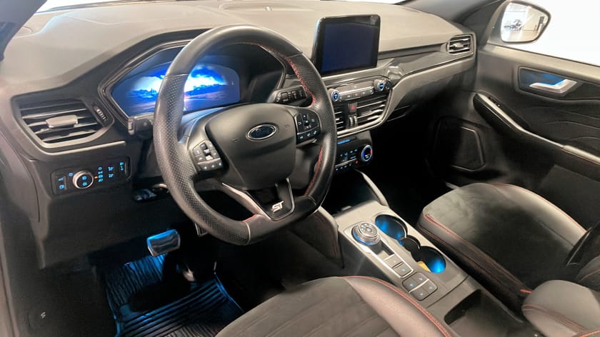 Bild 5 av Ford Kuga Plug-In Hybrid 2.5 ST-LINE X - Dragkrok