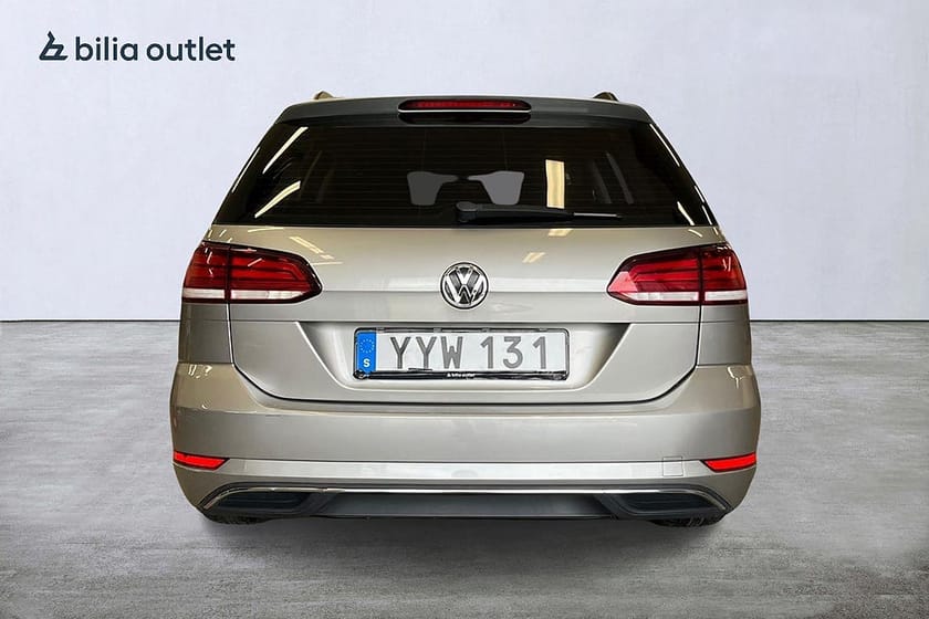 Bild 5 av Volkswagen Golf Sportscombi 1.0 TSI Base 110hk Dragkrok Kamera Carplay