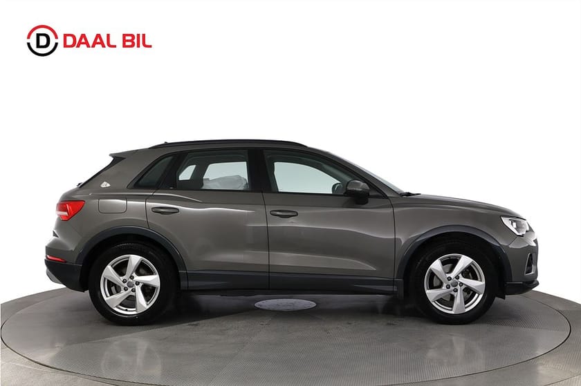 Bild 5 av Audi Q3 35 TFSI 150HK PROLINE COCKPIT DRAG P-VÄRM P-SENS