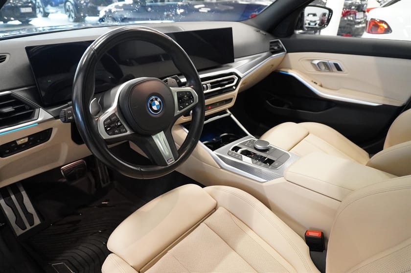 Bild 2 av BMW 330e xDrive Touring