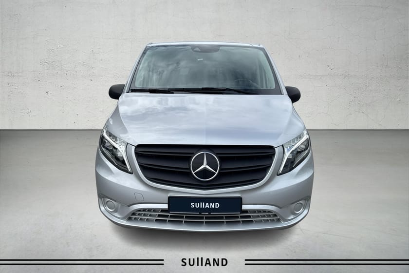 Bilde 2 av Mercedes-Benz Vito 119 CDI 4x4 3.2t LANG | HENGERFESTE | LED INTELLIGENT LIGHT SYSTEM