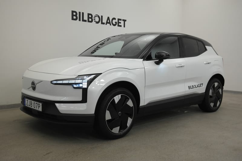 Volvo EX30 P5 Long Range RWD Plus Demobil