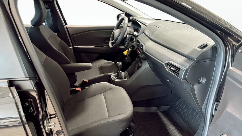 Bild 3 av Dacia Sandero ESSENTIAL TCE 90 4X2 MAN